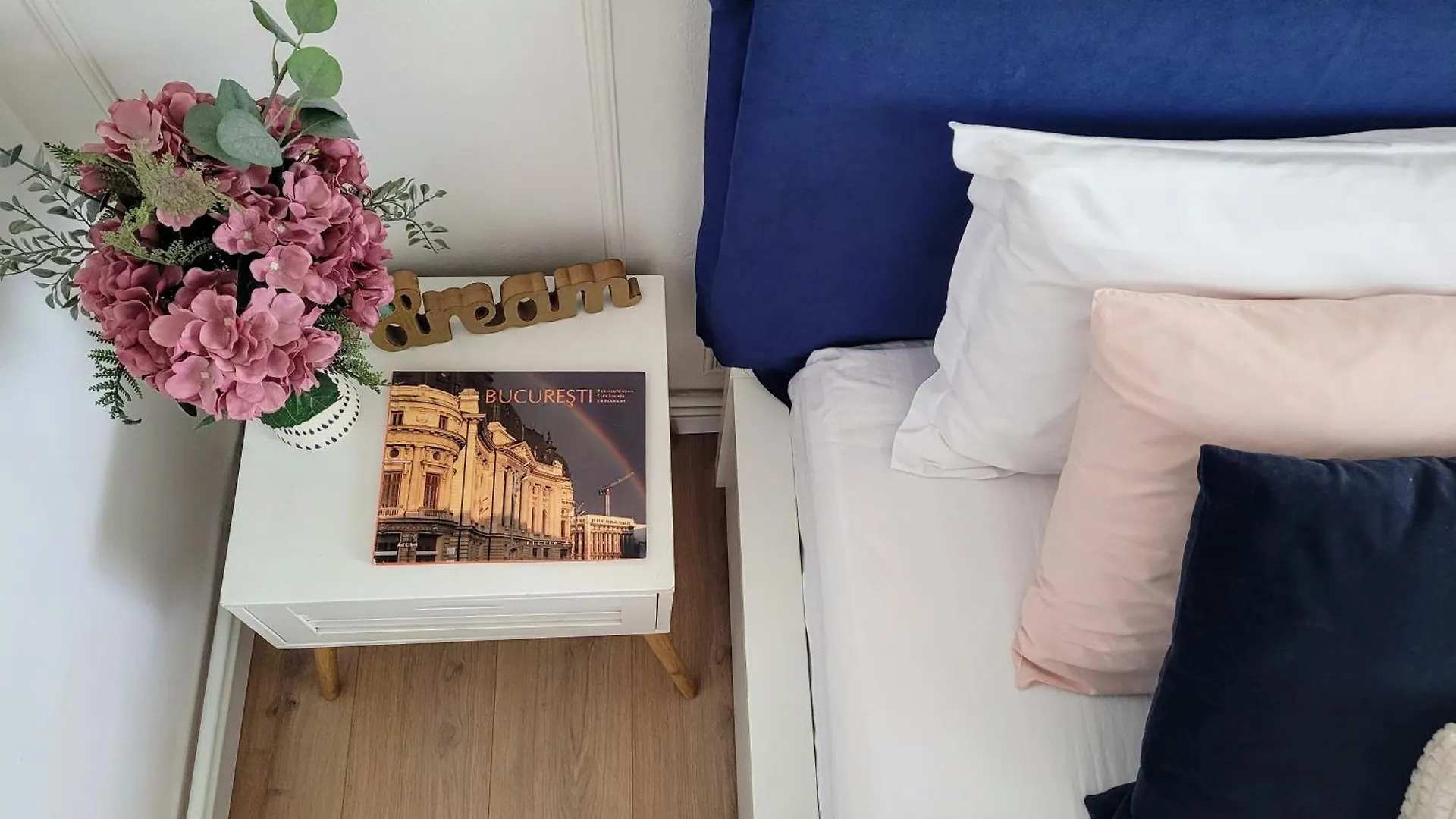 Apartment Cozy City Retreat, Obor Market & Metro Bucharest