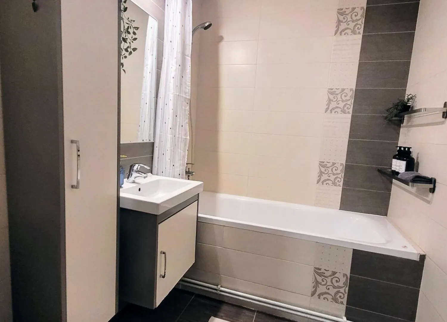 Cozy City Retreat, Obor Market & Metro Bucureşti 0*,